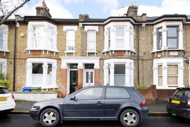 2 bed flat, Dayton Grove, Peckham, London, SE152NX - Image 1